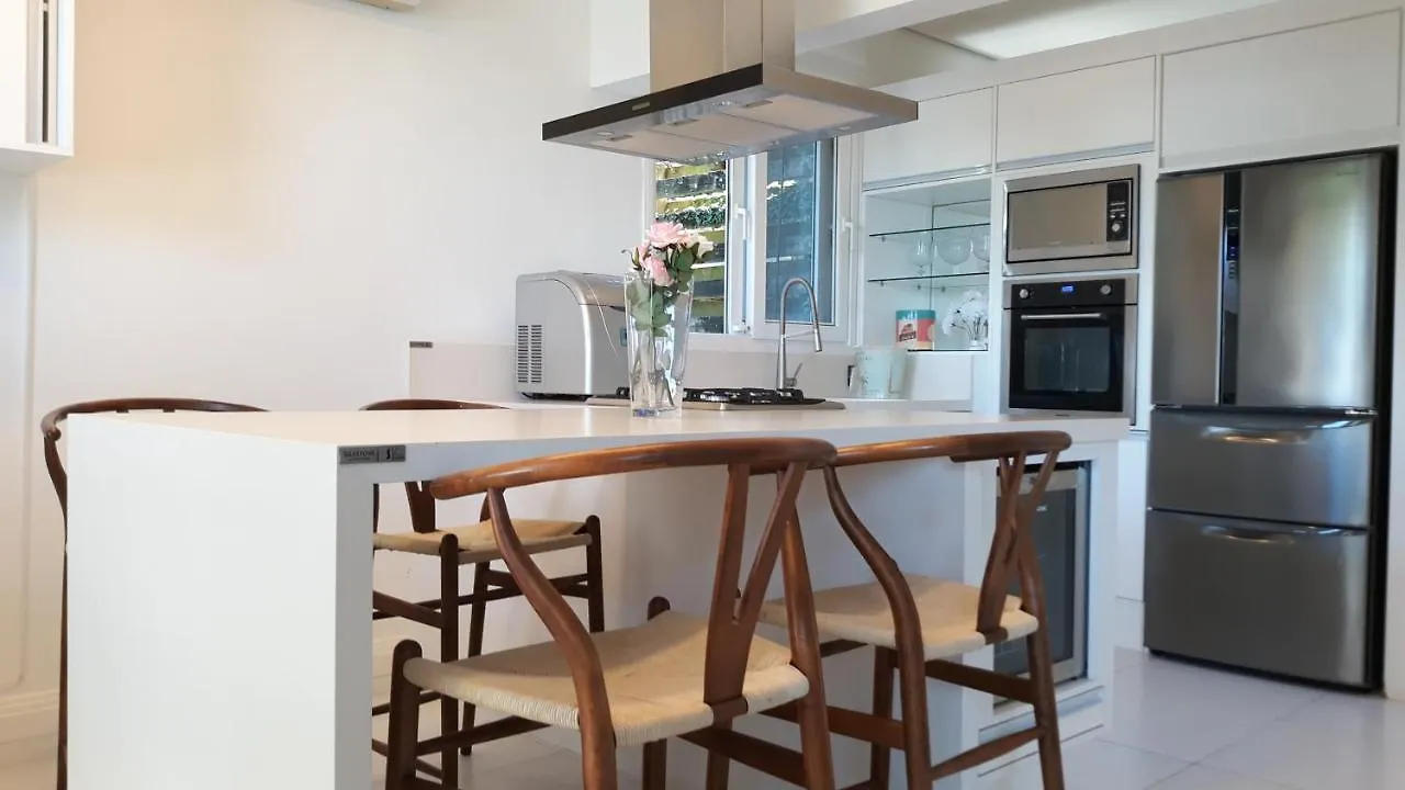 منزل للإقامة فندق Florianópolisفي  Casa Conceito Cacupe
