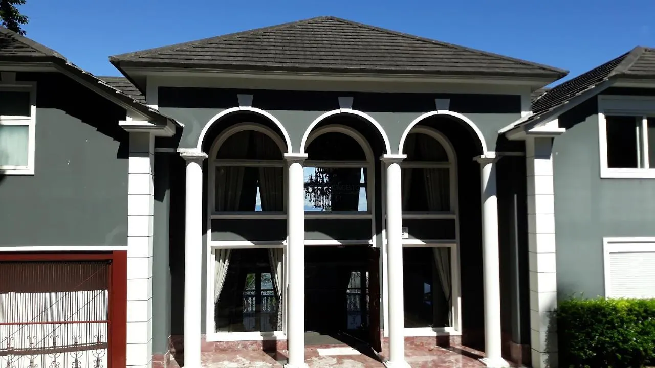 فندق Florianópolisفي  Casa Conceito Cacupe منزل للإقامة